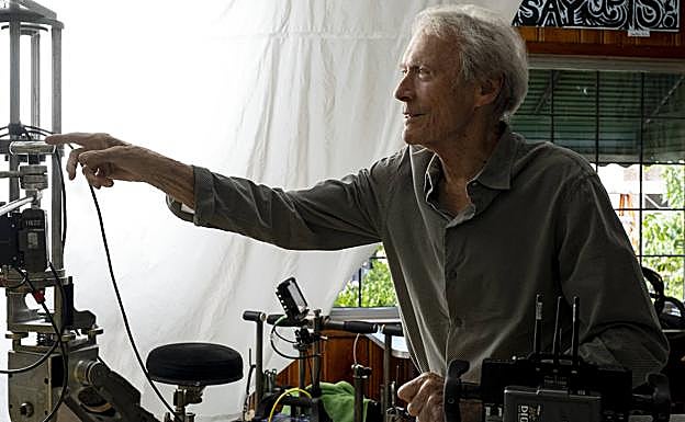 Clint Eastwood en el rodaje de 'Richard Jewell', la historia de un vigilante de seguridad que alertó de un atentado en Atlanta 96.