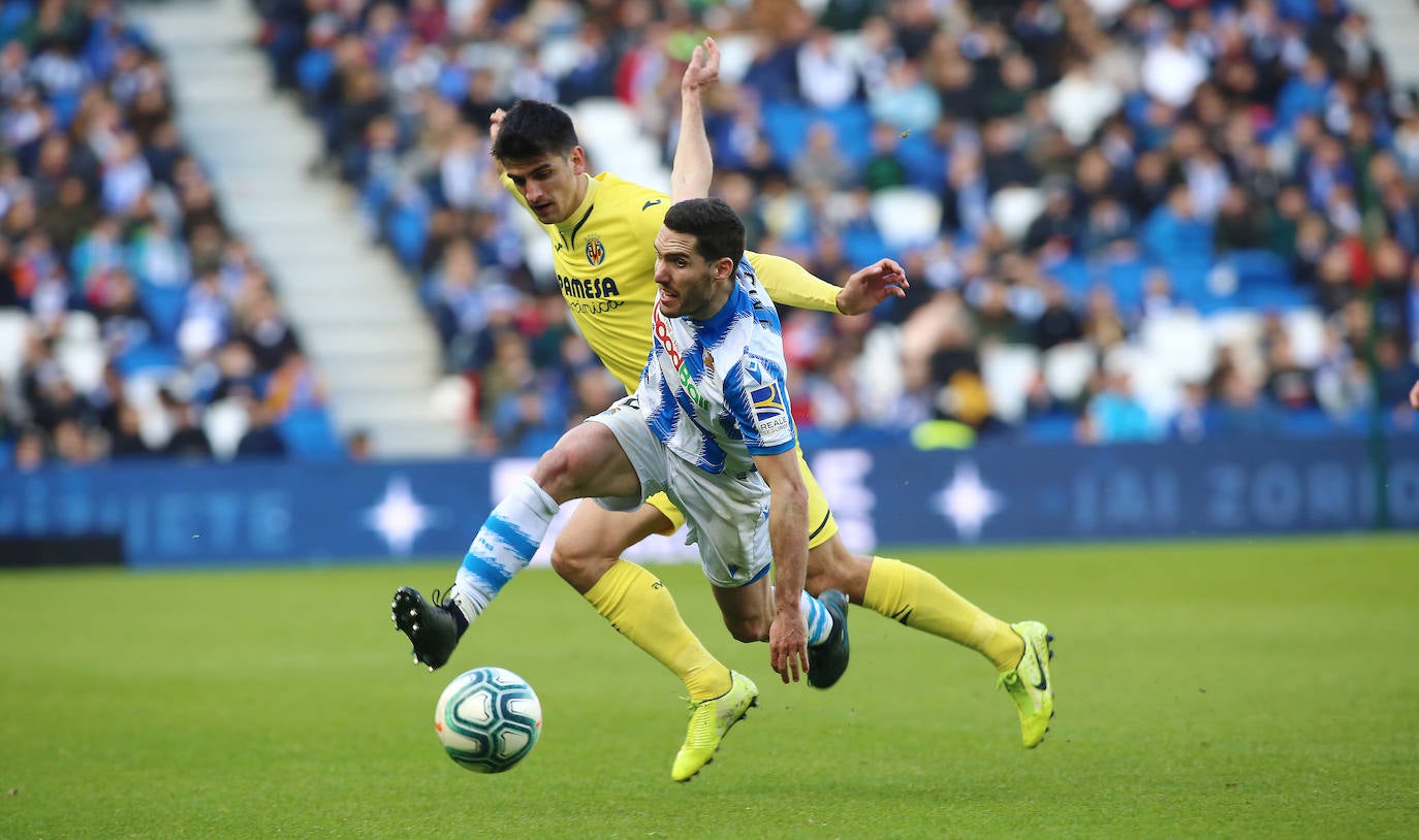 Willian José ha adelantado a la Real en el marcador al descanso, pero el Villarreal ha remontado con los goles de Trigueros de penalti, y Cazorla tras la revisión del VAR