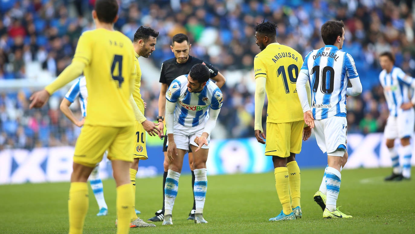 Willian José ha adelantado a la Real en el marcador al descanso, pero el Villarreal ha remontado con los goles de Trigueros de penalti, y Cazorla tras la revisión del VAR