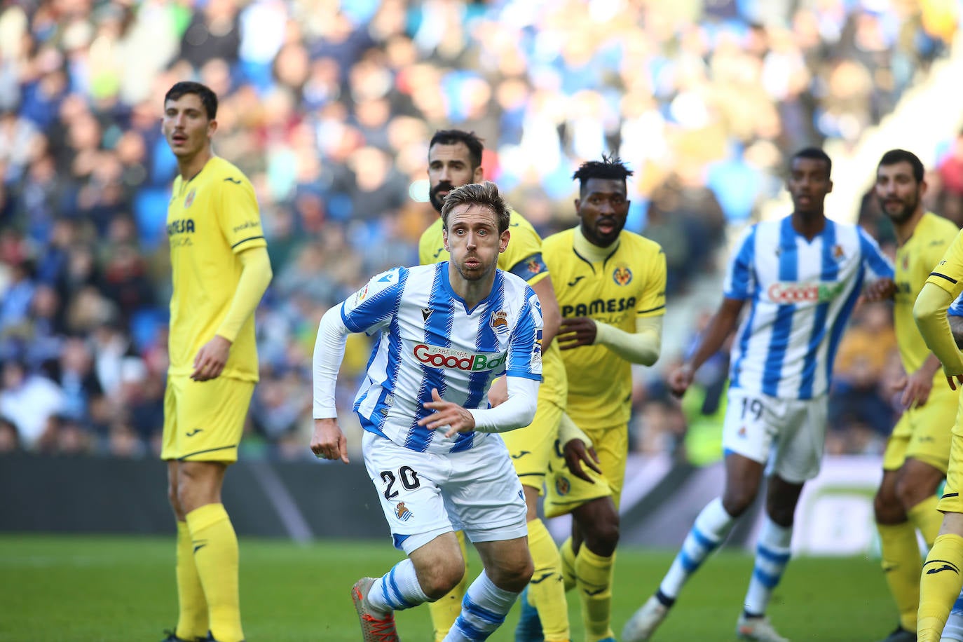 Willian José ha adelantado a la Real en el marcador al descanso, pero el Villarreal ha remontado con los goles de Trigueros de penalti, y Cazorla tras la revisión del VAR