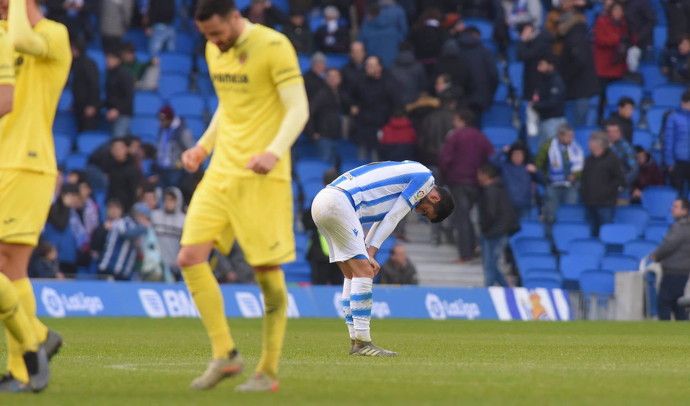 Willian José ha adelantado a la Real en el marcador al descanso, pero el Villarreal ha remontado con los goles de Trigueros de penalti, y Cazorla tras la revisión del VAR