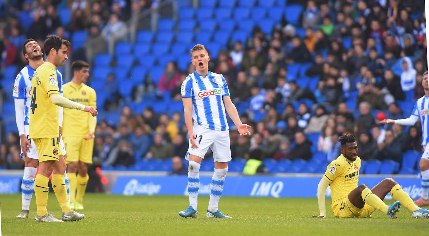 Willian José ha adelantado a la Real en el marcador al descanso, pero el Villarreal ha remontado con los goles de Trigueros de penalti, y Cazorla tras la revisión del VAR