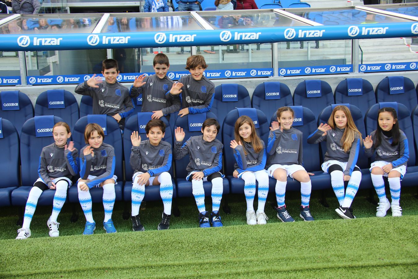 Willian José ha adelantado a la Real al descanso, pero el Villarreal ha remontado en la segunda parte con los goles de Trigueros de penalti y Cazorla tras la revisión del VAR