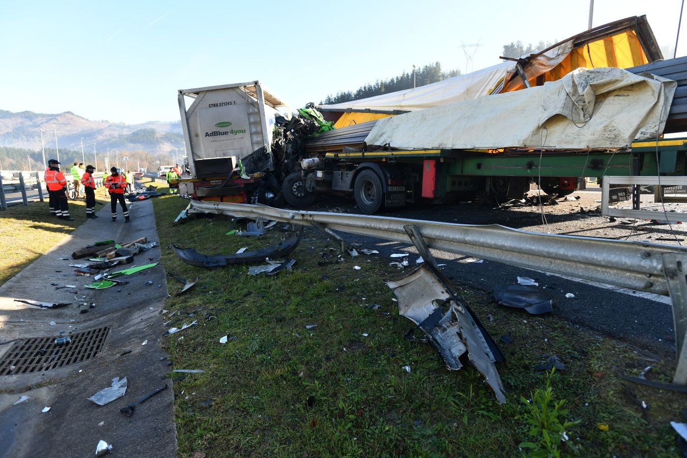 Como consecuencia del accidente, diez personas han resultado heridas, dos de ellas en estado muy grave
