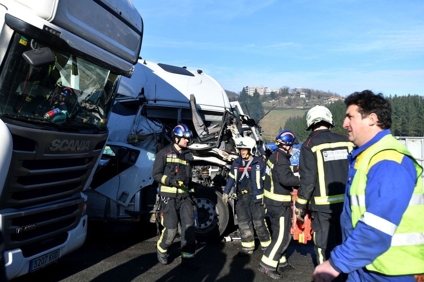 Como consecuencia del accidente, diez personas han resultado heridas, dos de ellas en estado muy grave