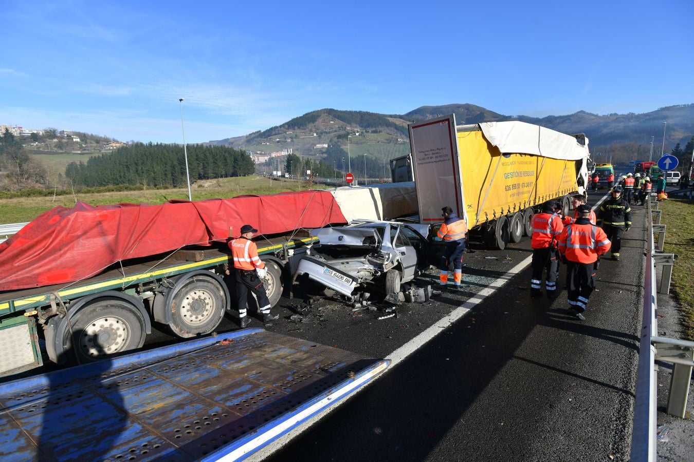 Como consecuencia del accidente, diez personas han resultado heridas, dos de ellas en estado muy grave