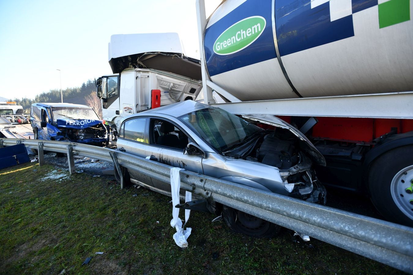 Como consecuencia del accidente, diez personas han resultado heridas, dos de ellas en estado muy grave