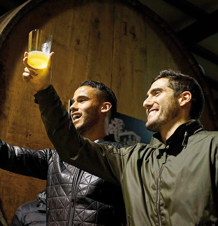 Fotos: Miguel Indurain inauguró la temporada de sidrerías en Saizar