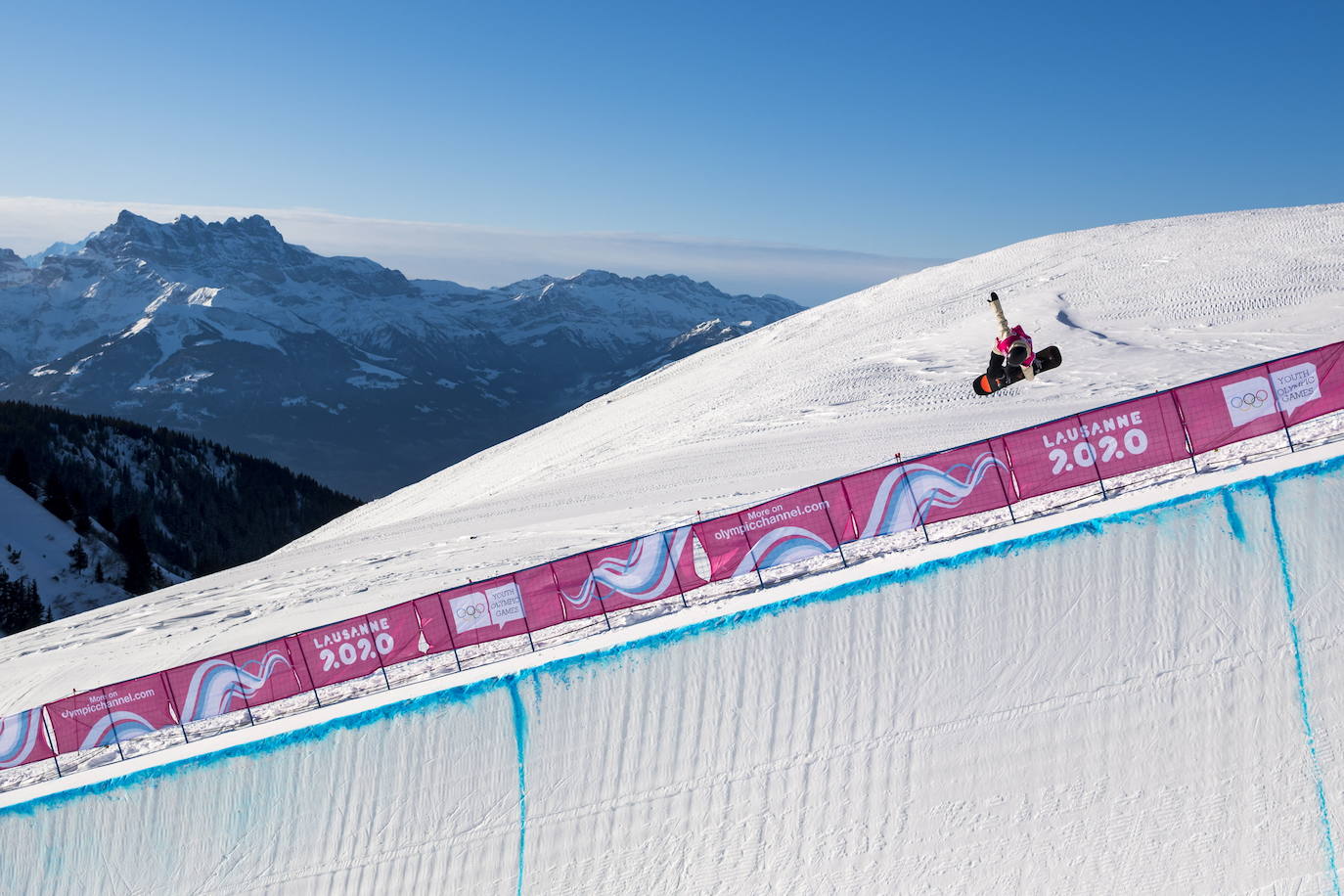 Esta semana se ha disputado el snowboard cross de los Juegos Olímpicos de la Juventud de Invierno de Lausana 2020, que ha ofrecido espectaculares imágenes.