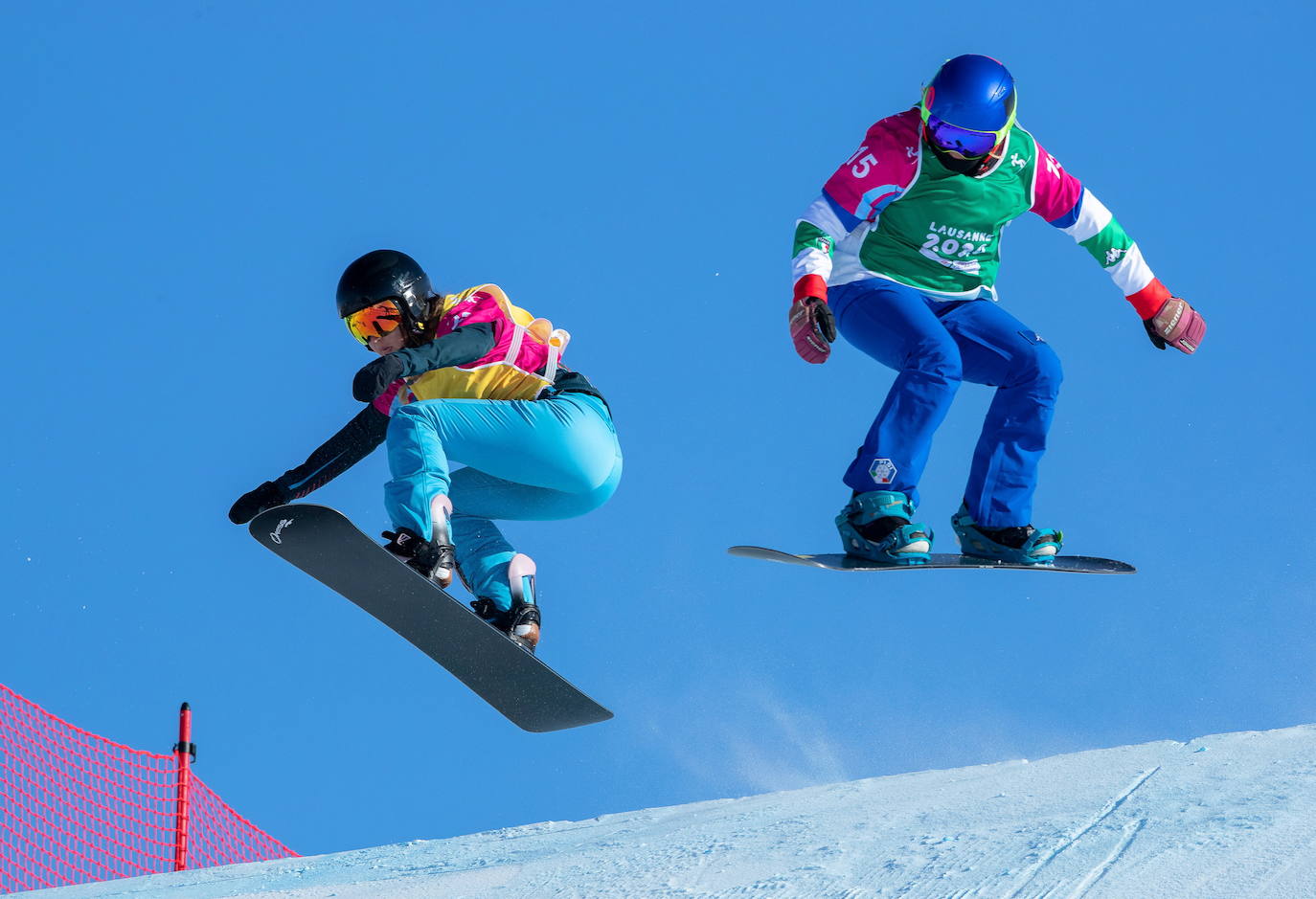 Esta semana se ha disputado el snowboard cross de los Juegos Olímpicos de la Juventud de Invierno de Lausana 2020, que ha ofrecido espectaculares imágenes.