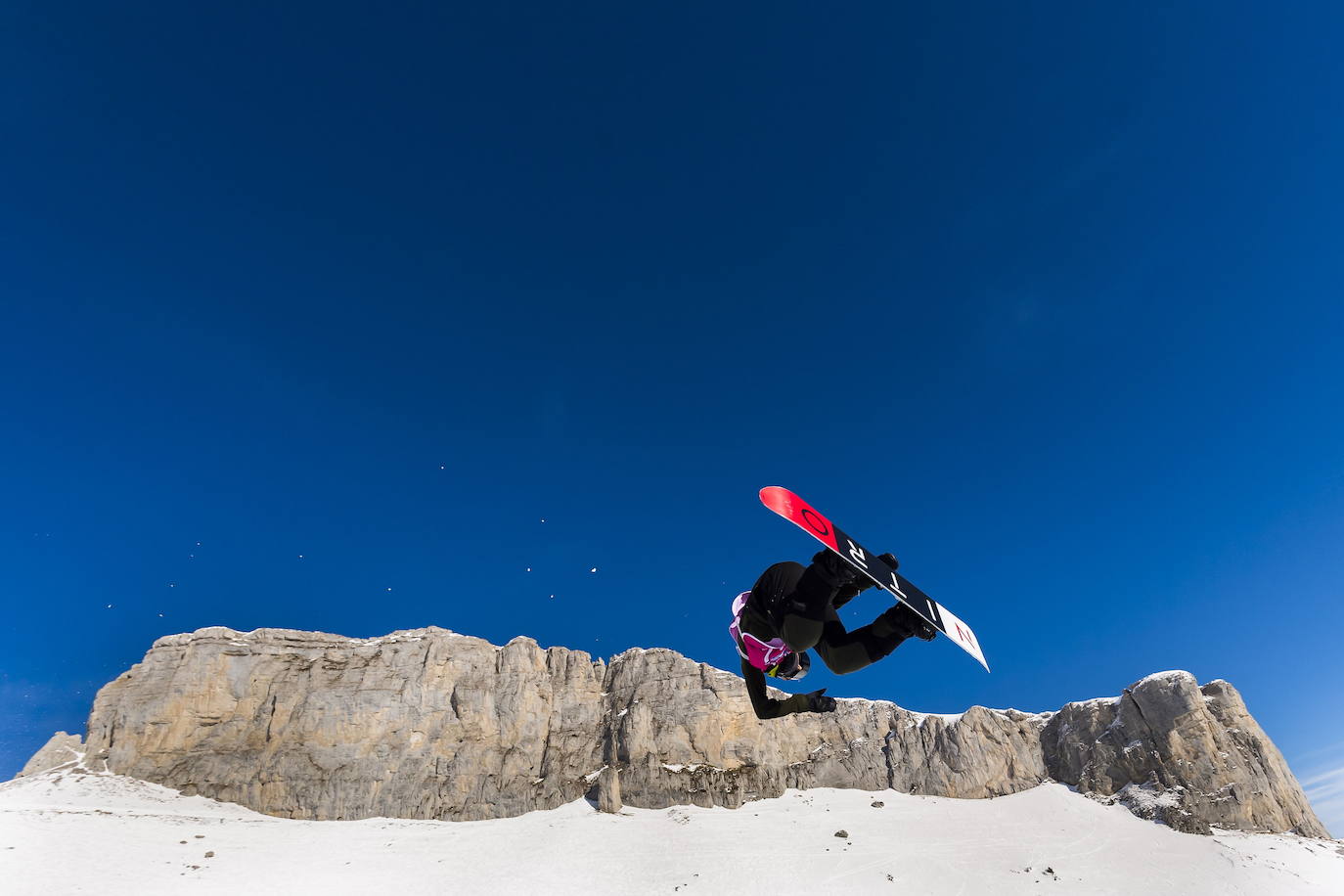 Esta semana se ha disputado el snowboard cross de los Juegos Olímpicos de la Juventud de Invierno de Lausana 2020, que ha ofrecido espectaculares imágenes.