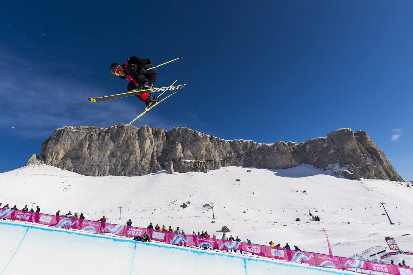 Esta semana se ha disputado el snowboard cross de los Juegos Olímpicos de la Juventud de Invierno de Lausana 2020, que ha ofrecido espectaculares imágenes.