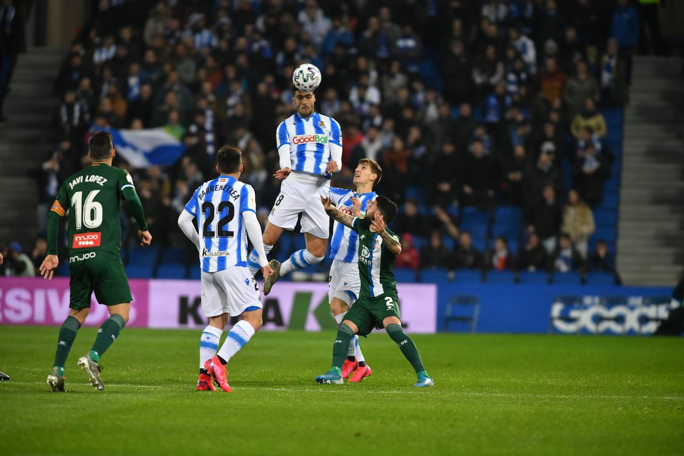 Buen ambiente en la eliminatoria copera que ha enfrentado a los realistas contra el Espanyol