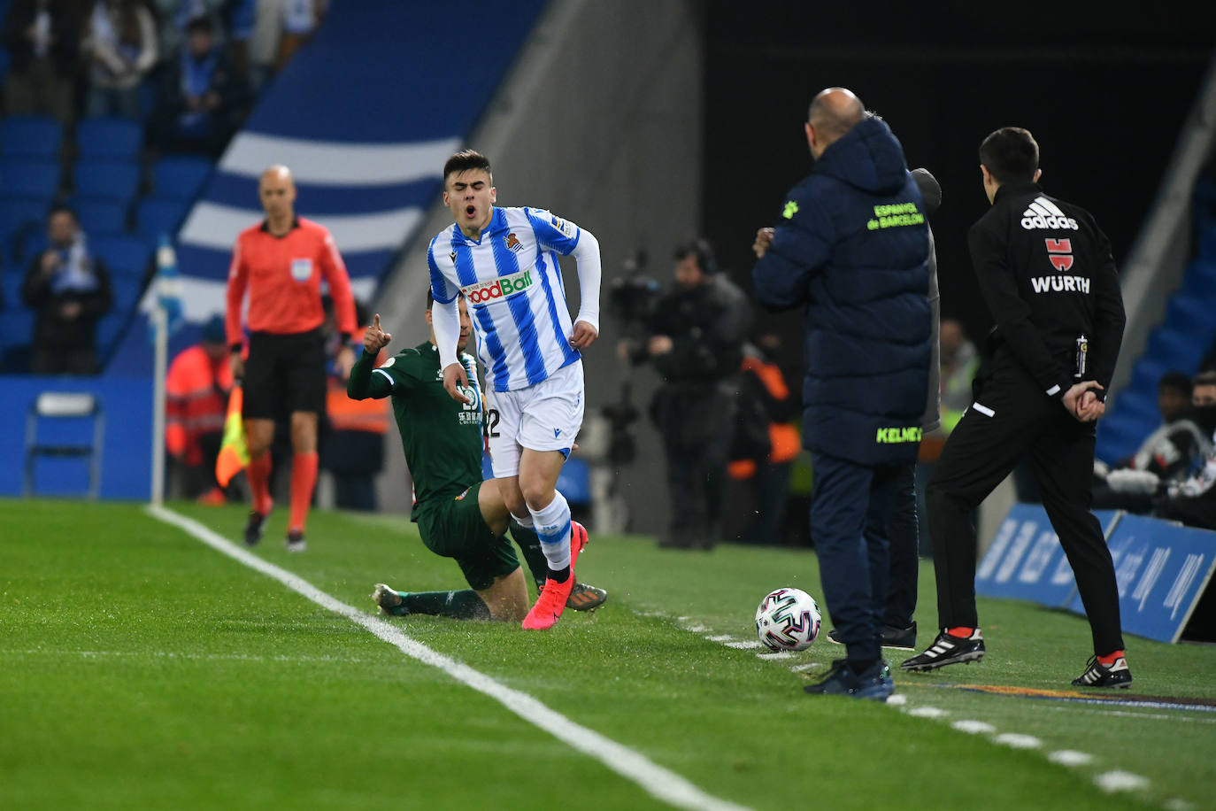 Buen ambiente en la eliminatoria copera que ha enfrentado a los realistas contra el Espanyol