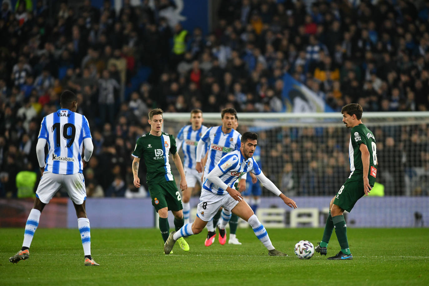 Buen ambiente en la eliminatoria copera que ha enfrentado a los realistas contra el Espanyol