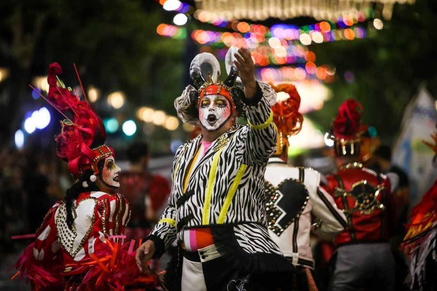 Uruguay da comienzo al que es considerado el Carnaval más largo del mundo. Durante tres meses los vecinos de Montevideo saldrán a las calles para ambientar la ciudad de luz, color y música.