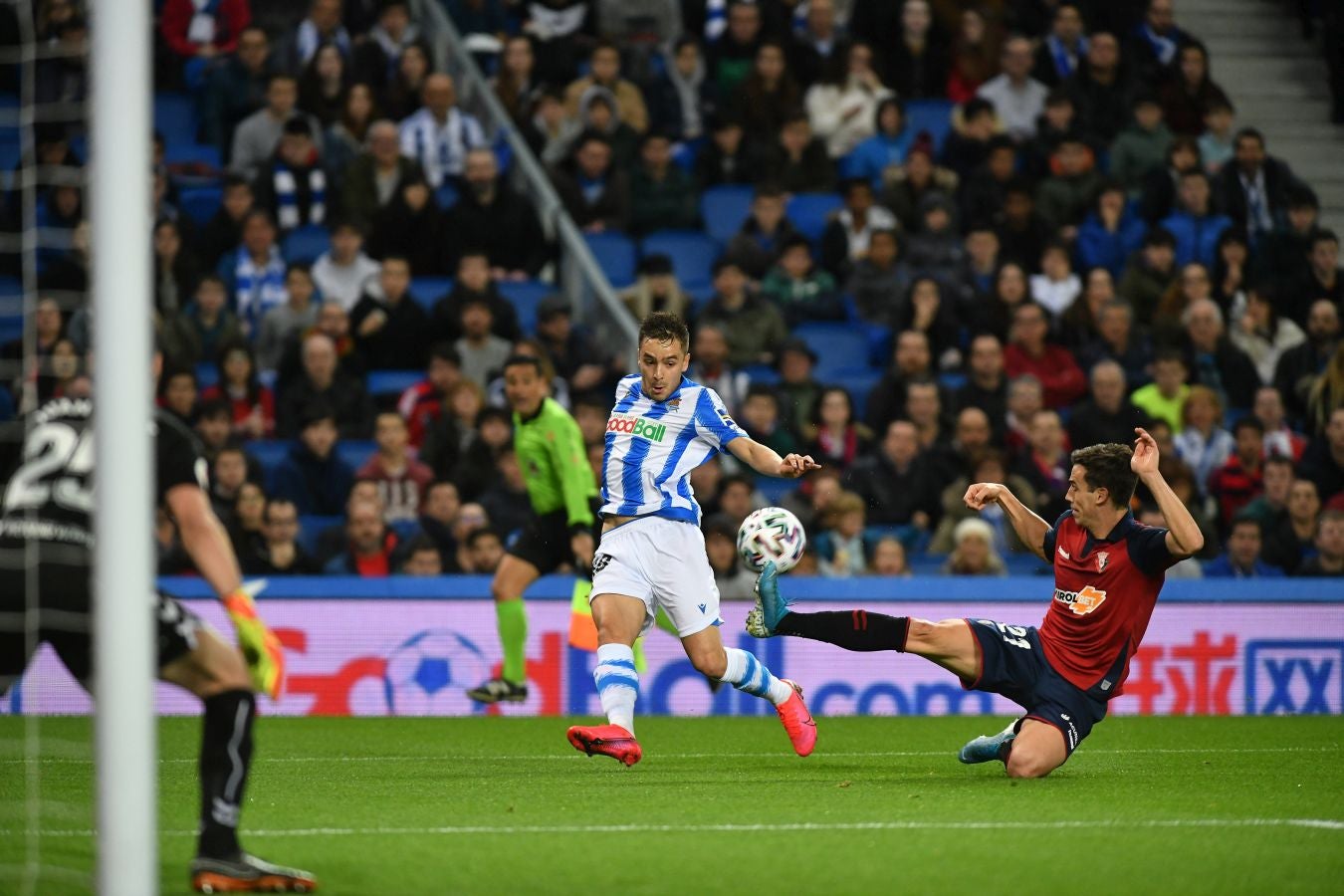 La Real Sociedad sigue soñando con la Copa tras eliminar a Osasuna. Los txuri-urdin estarán en el bombo de cuartos