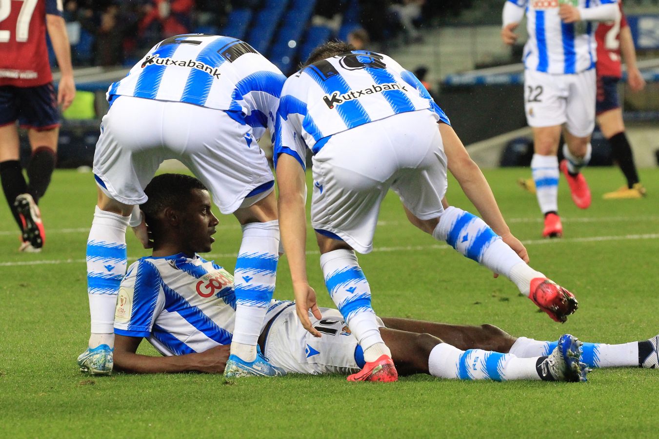 La Real Sociedad sigue soñando con la Copa tras eliminar a Osasuna. Los txuri-urdin estarán en el bombo de cuartos