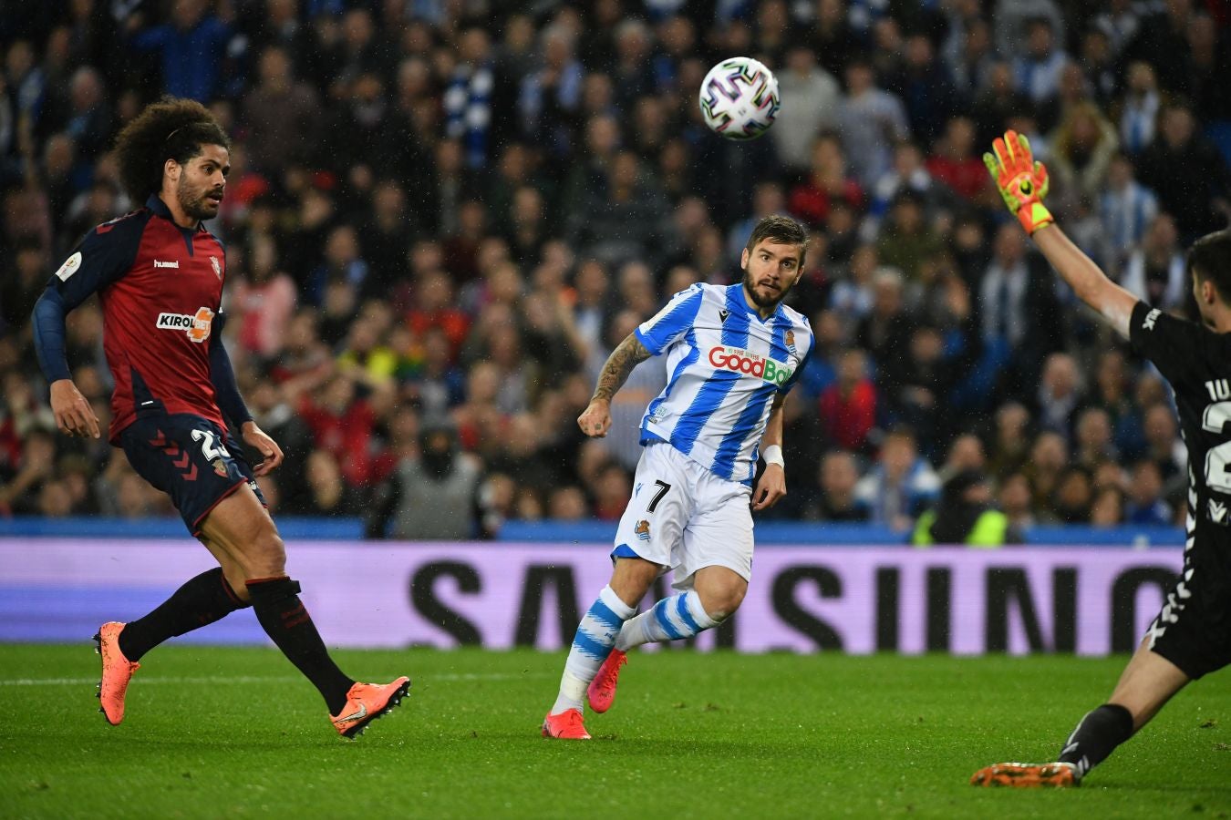 La Real Sociedad sigue soñando con la Copa tras eliminar a Osasuna. Los txuri-urdin estarán en el bombo de cuartos