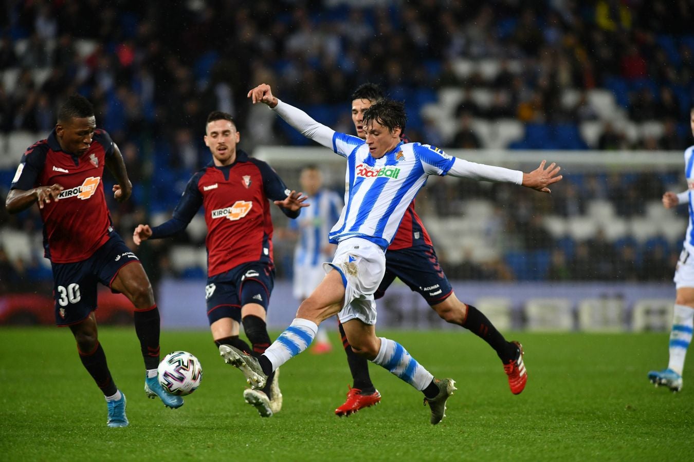 La Real Sociedad sigue soñando con la Copa tras eliminar a Osasuna. Los txuri-urdin estarán en el bombo de cuartos