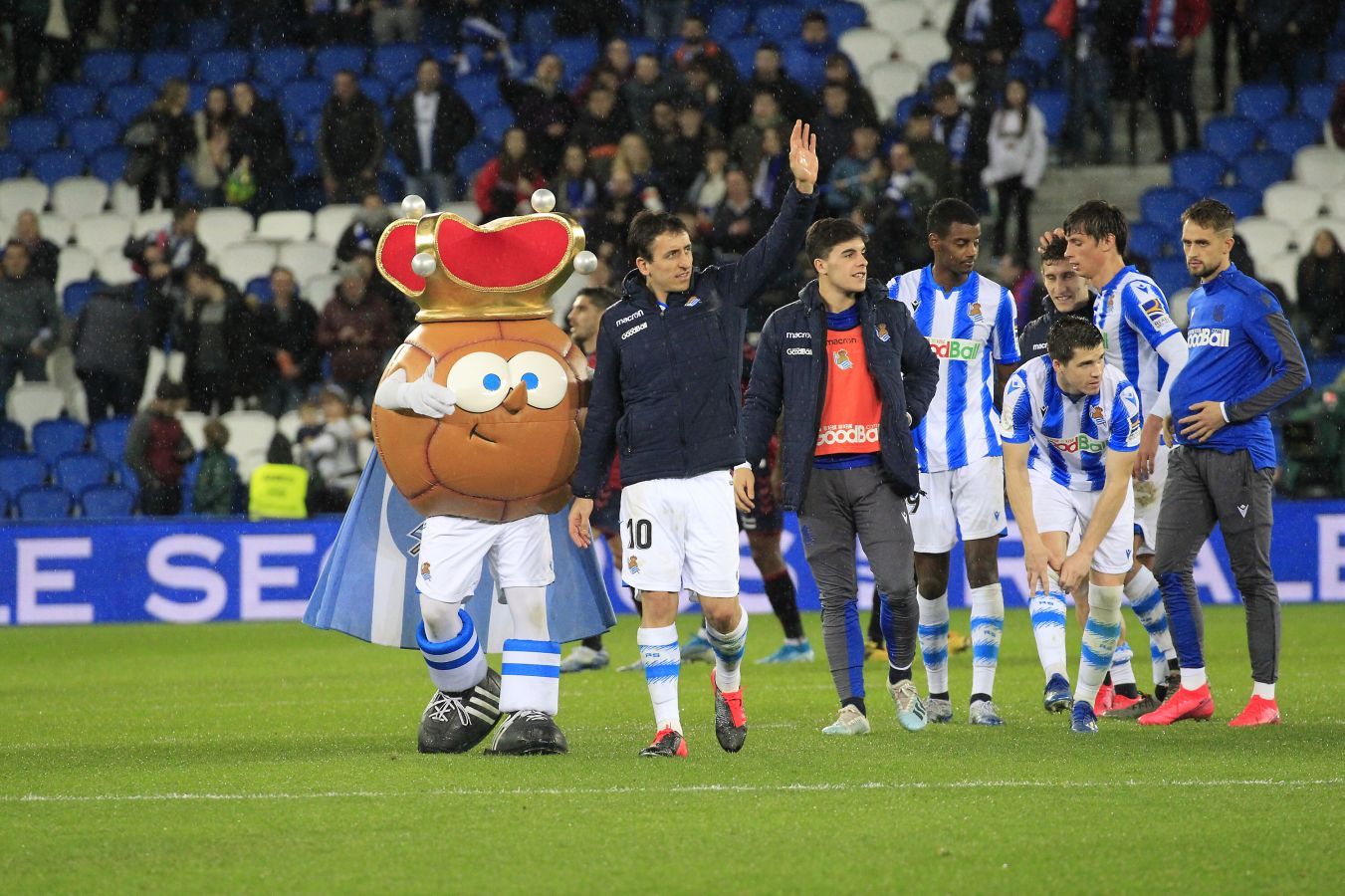 La Real Sociedad sigue soñando con la Copa tras eliminar a Osasuna. Los txuri-urdin estarán en el bombo de cuartos