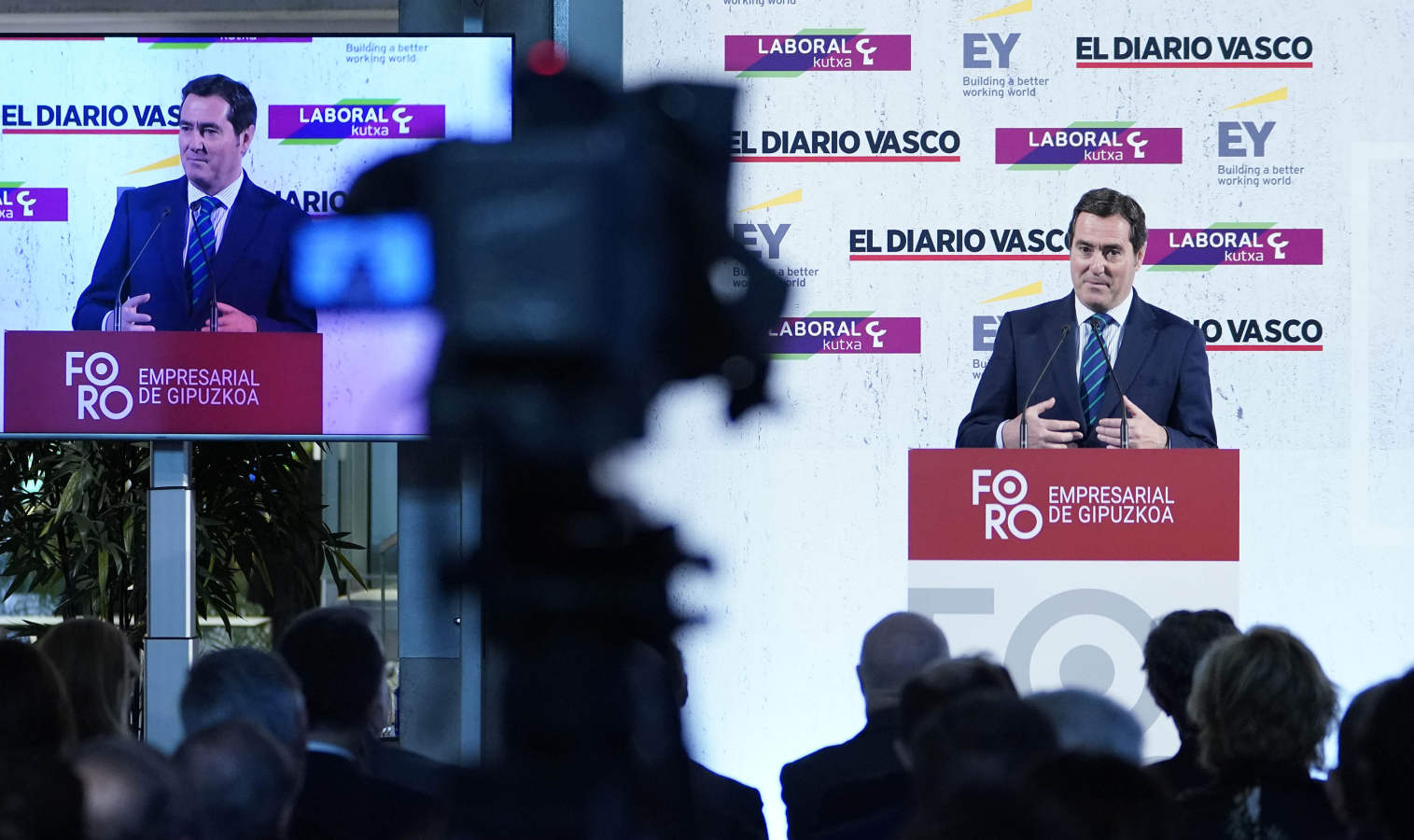 Fotos: Garamendi subraya en la «voluntad de diálogo» de CEOE para la reforma laboral