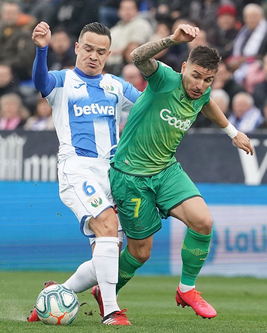 Los txuri-urdin caen en Butarque tras el gol de falta directa de Óscar Rodríguez en el último minuto. Isak adelantó a la Real en la primera parte y Omeruo puso las tablas en el 48. 