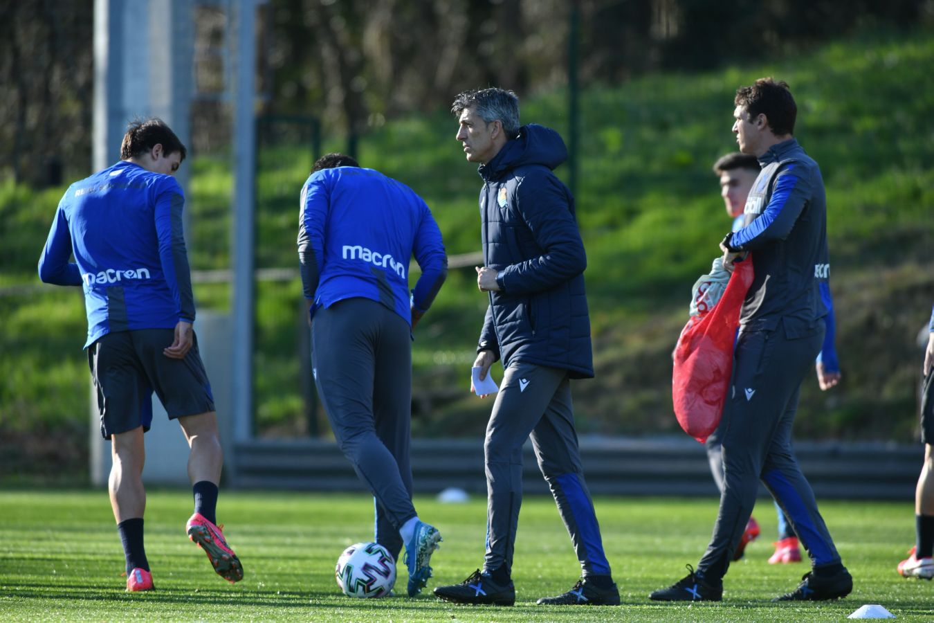 La Real Sociedad se mide al Real Madrid en cuartos de final de la Copa del Rey. Merino y Moyá han entrado en la convocatoria y Sangalli se ha quedado fuera