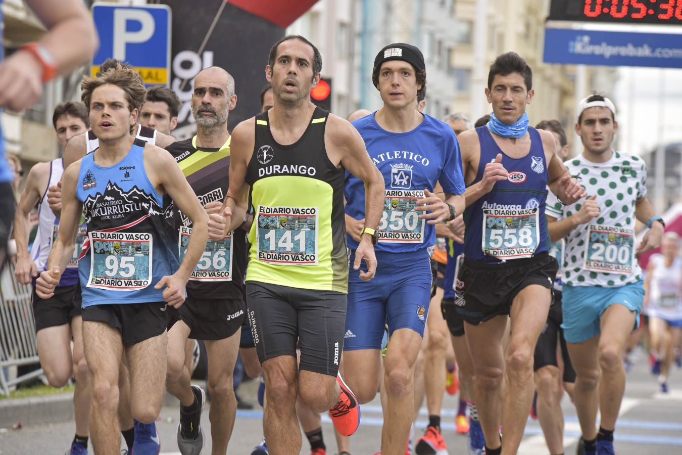 Carlos Mayo y Elena Loyo se han llavado la prueba en una carrera con mucha afición.