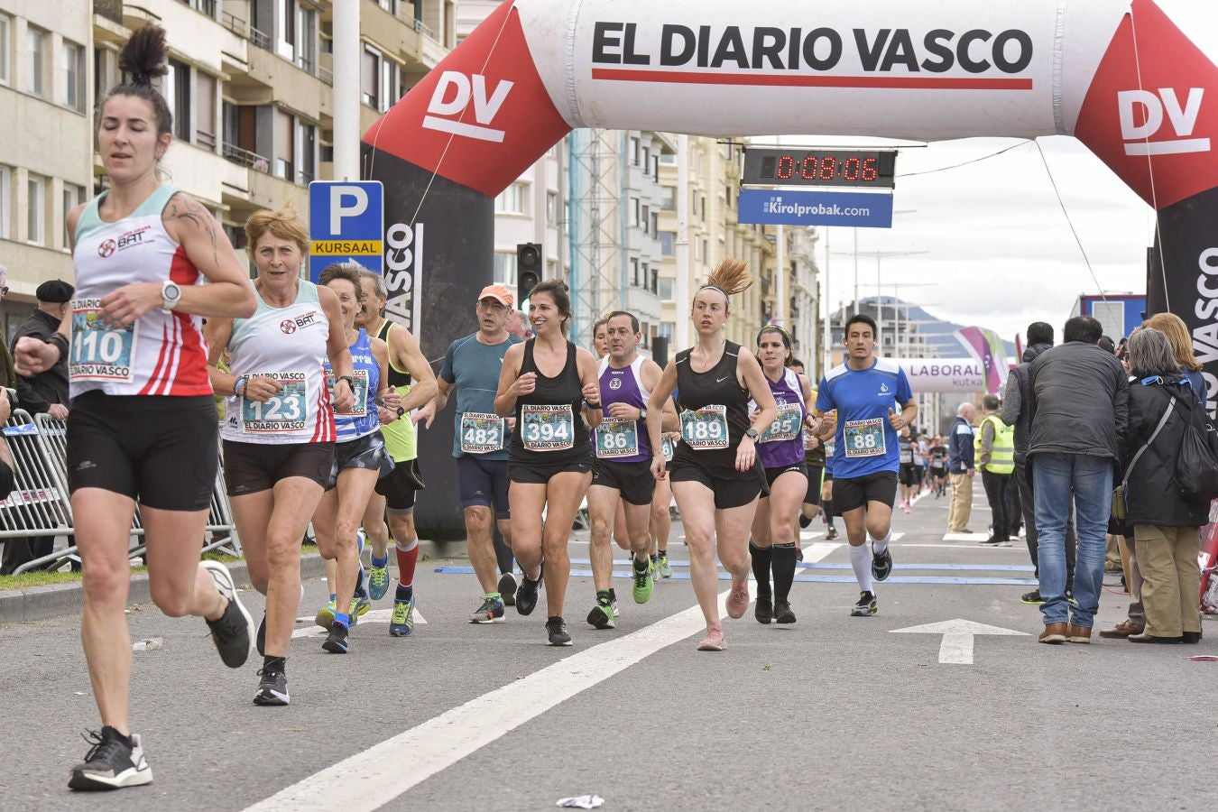 Carlos Mayo y Elena Loyo se han llavado la prueba en una carrera con mucha afición.