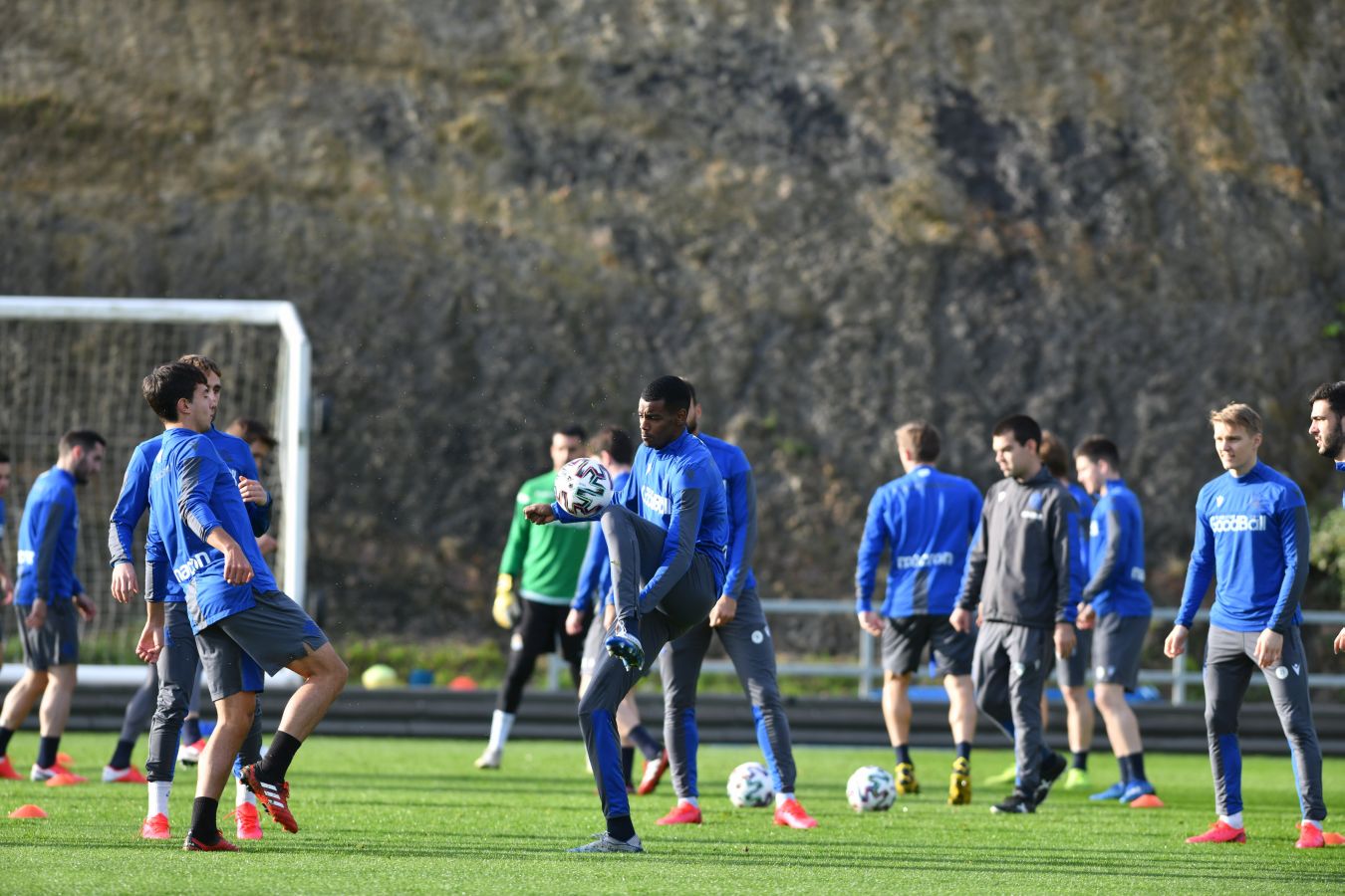 Imanol Alguacil ha dirigido la última sesión de la Real en Zubieta en víspera de recibir al Mirandés en el Reale Arena.