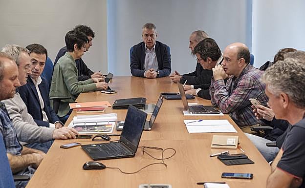 Urkullu presidió ayer la reunión de la mesa técnica. 