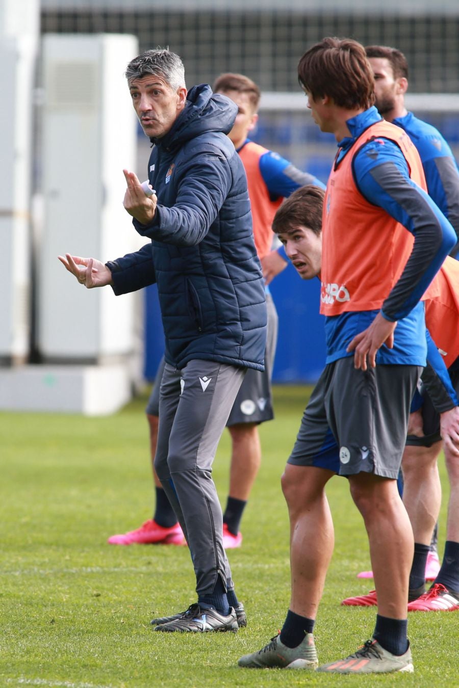 Las mejores imágens del entremiento del conjunto txuri urdin.