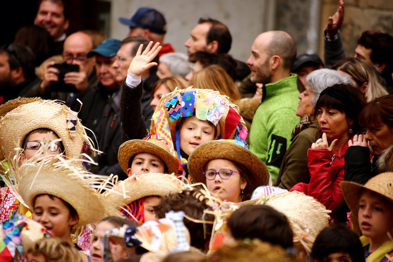 Los niños de Lezo ha vivido un viernes especial con motivo del carnaval.