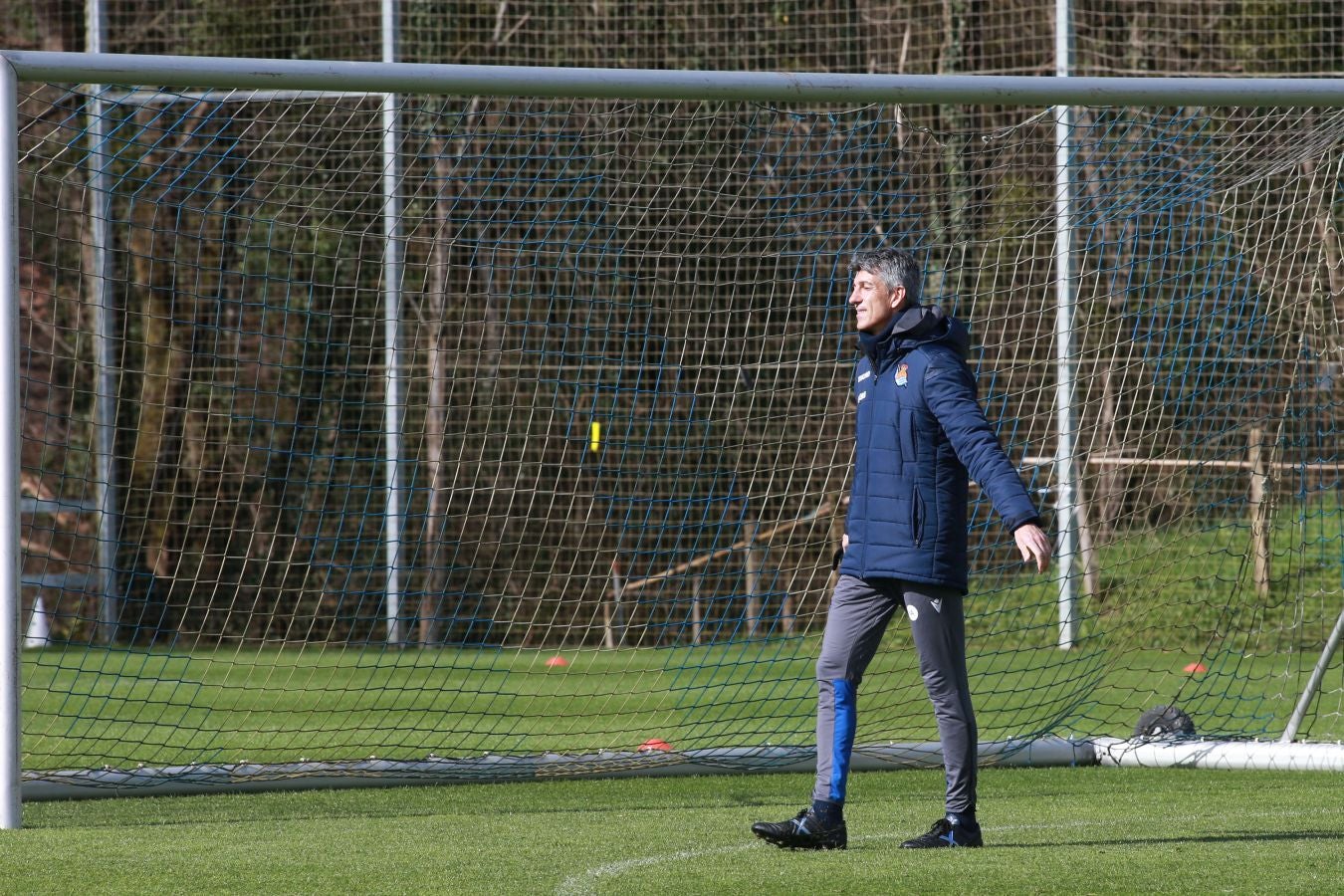 Las mejores imágenes de la plantilla txuri-urdin preparandose para el partido más importante de la temporada.