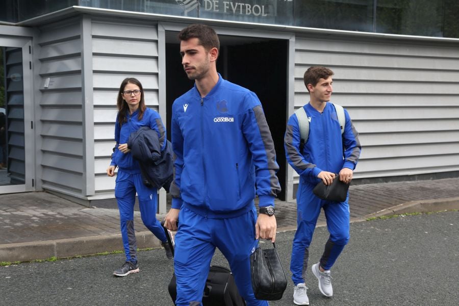 La expedición txuri urdin parte hacia Miranda. 