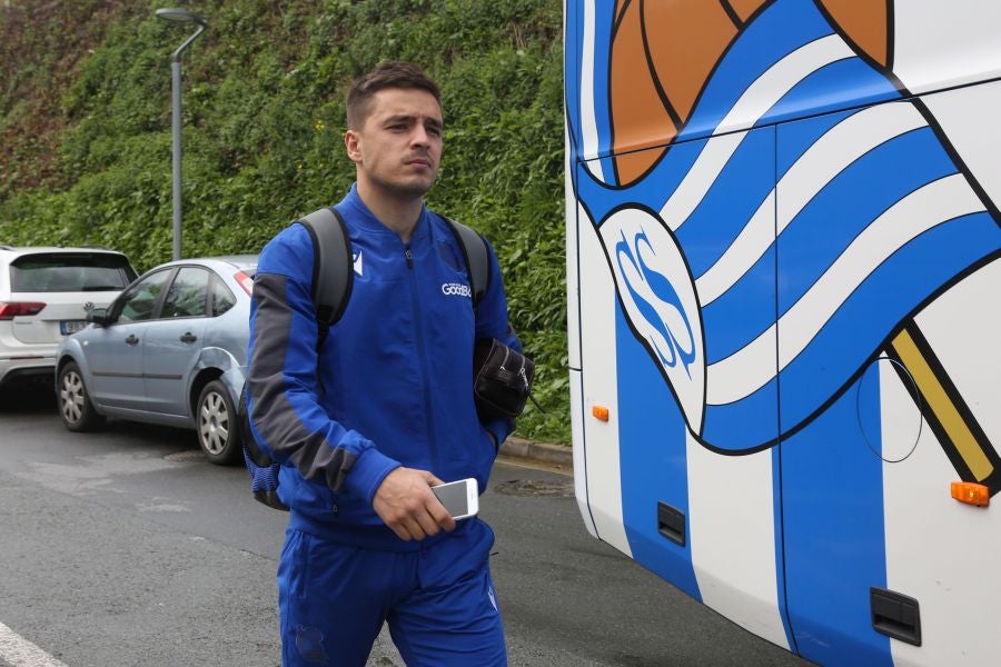 La expedición txuri urdin parte hacia Miranda. 