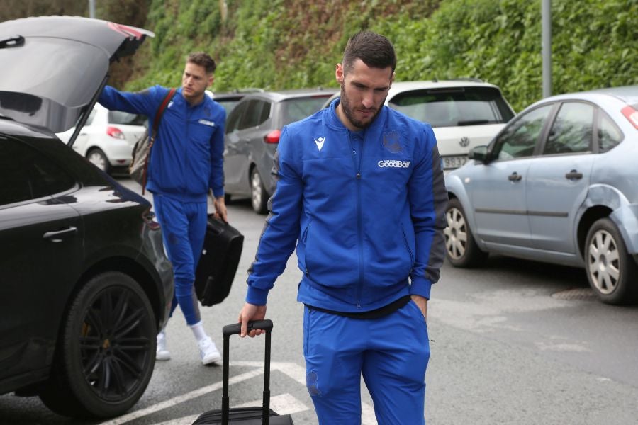 La expedición txuri urdin parte hacia Miranda. 