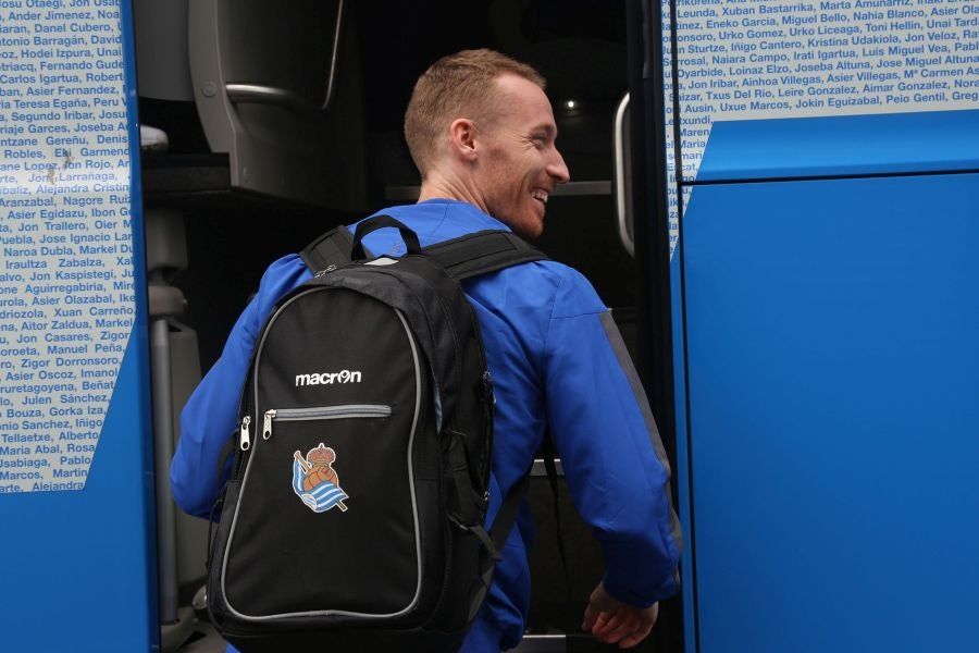 La expedición txuri urdin parte hacia Miranda. 