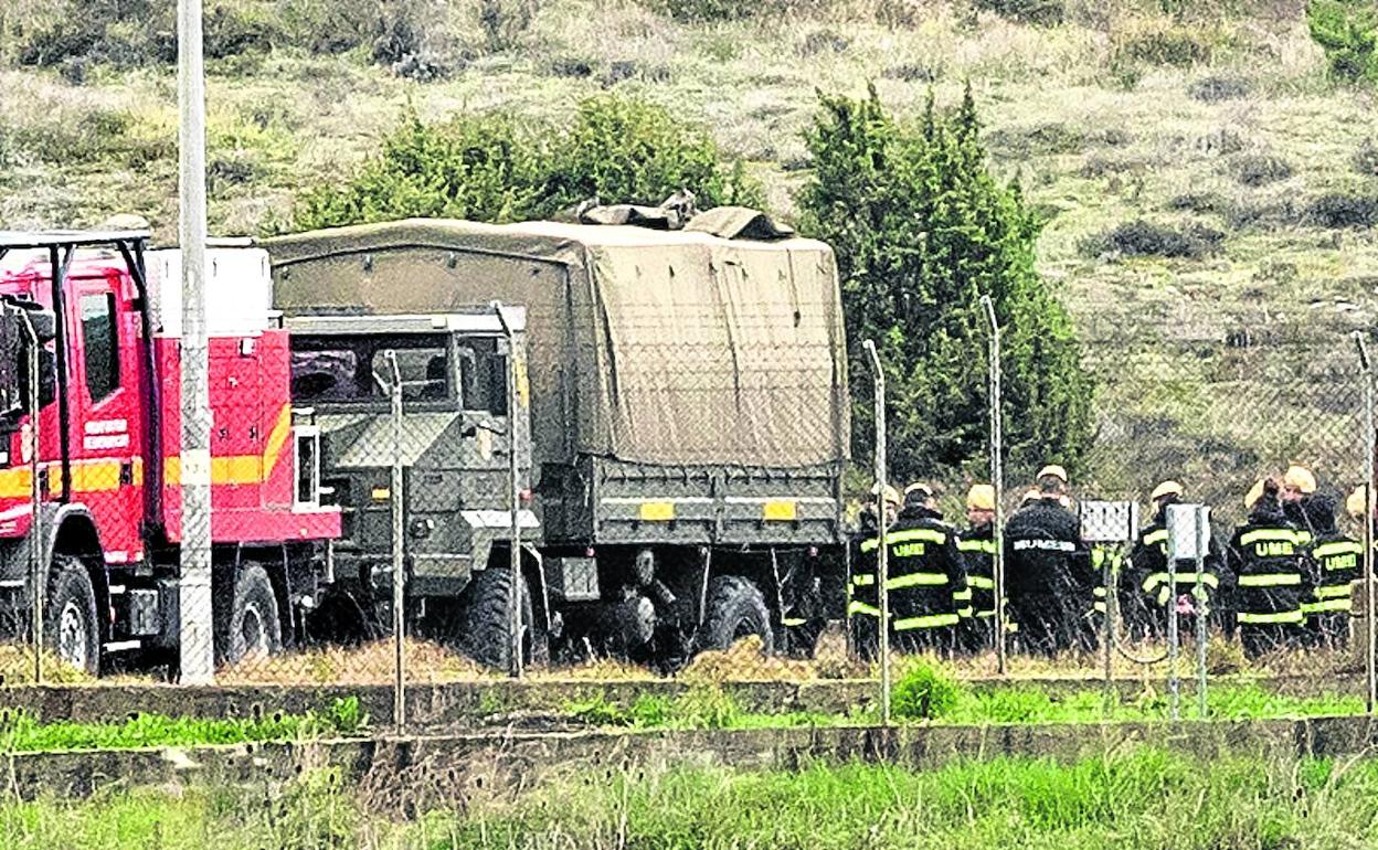 Anulan en el último momento la desinfección del aeropuerto de Loiu a cargo del Ejército