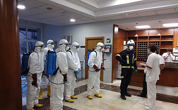 La Diputación aprueba medidas para tratar de frenar el coronavirus en residencias de mayores