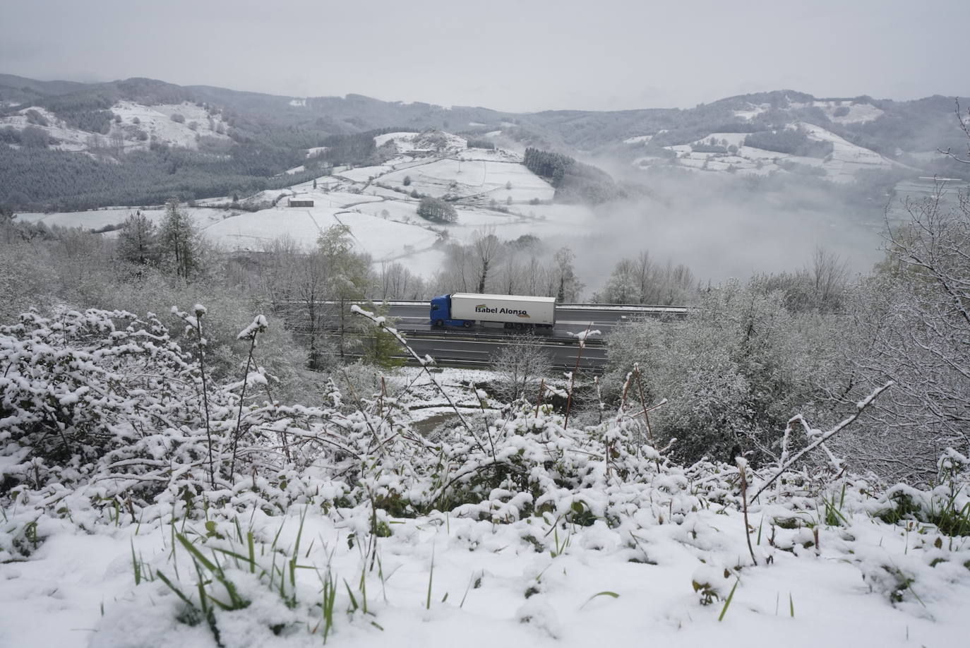 La Agencia Vasca de Meteorología, Euskalmet, prevé para este martes en Euskadi un ascenso de las temperaturas a partir de la tarde. La cota de nieve ascenderá conforme pasan las horas.