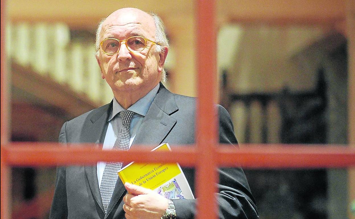 Joaquín Almunia: «Lo urgente es proteger a la gente que peor lo está pasando y Europa debe estar a la altura»