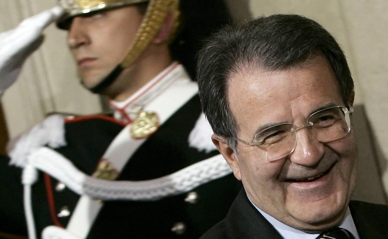 El exprimer ministro italiano, Romano Prodi, en una imagen de achivo.