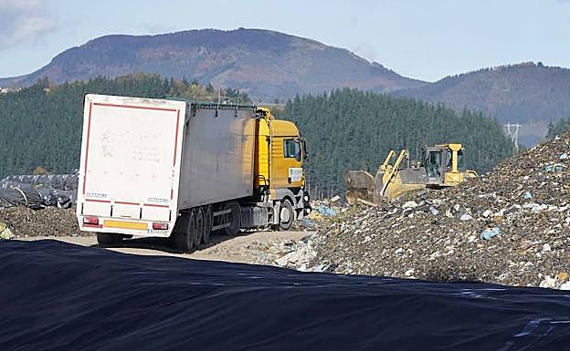 Vertedero de Mutiloa que cerró sus puertas el pasado mes de marzo. 