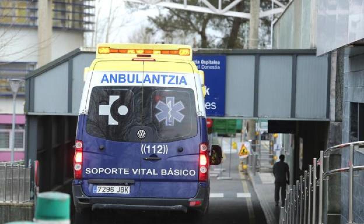 Cuarenta vehículos participarán en Donostia en un homenaje a sanitarios tras un mes de crisis del coronavirus