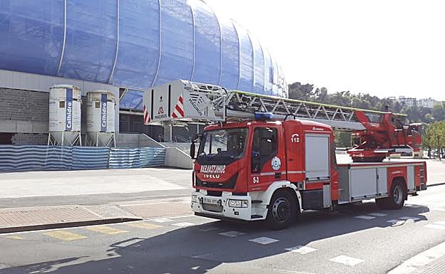 Imagen. Homenaje para aplaudir a los sanitarios
