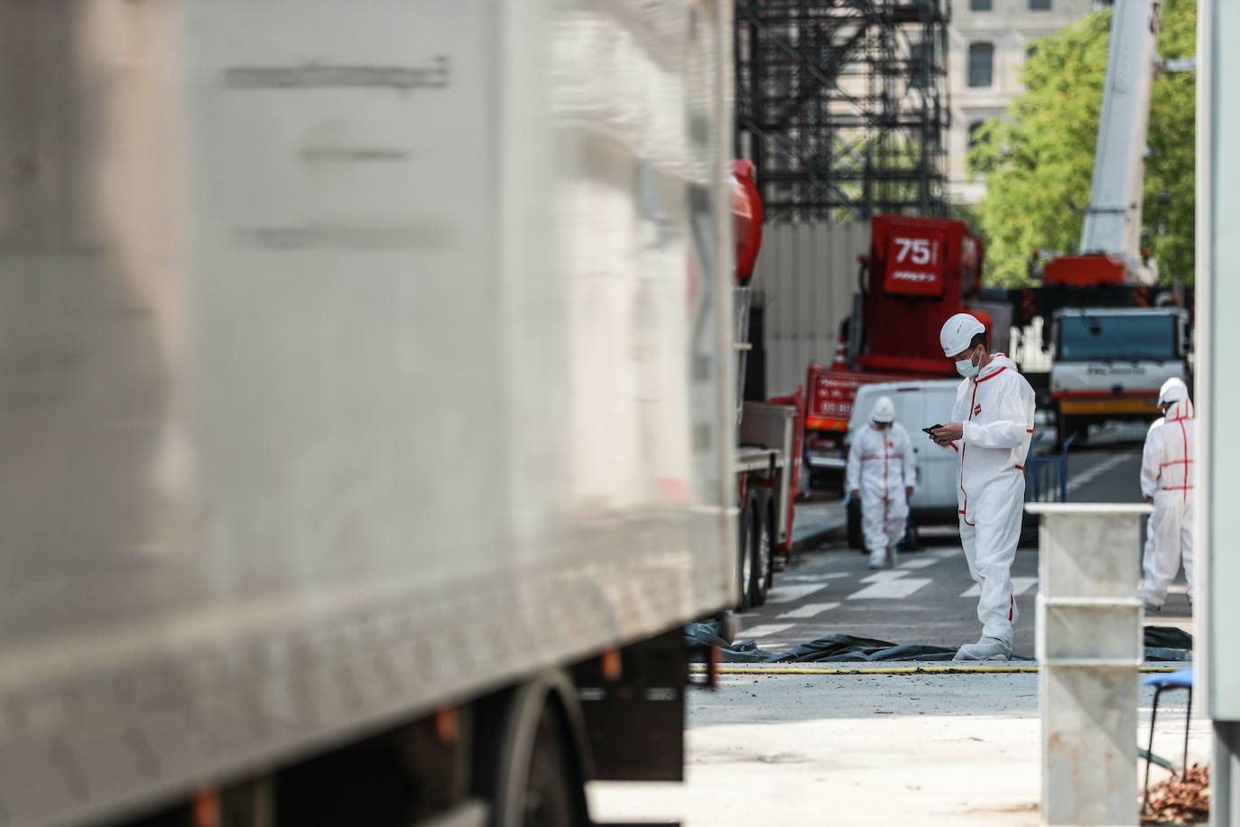 Un año después del incendio que destruyó el tejado de la catedral de Notre Dame y conmocionó al planeta, la restauración está lejos de haberse iniciado