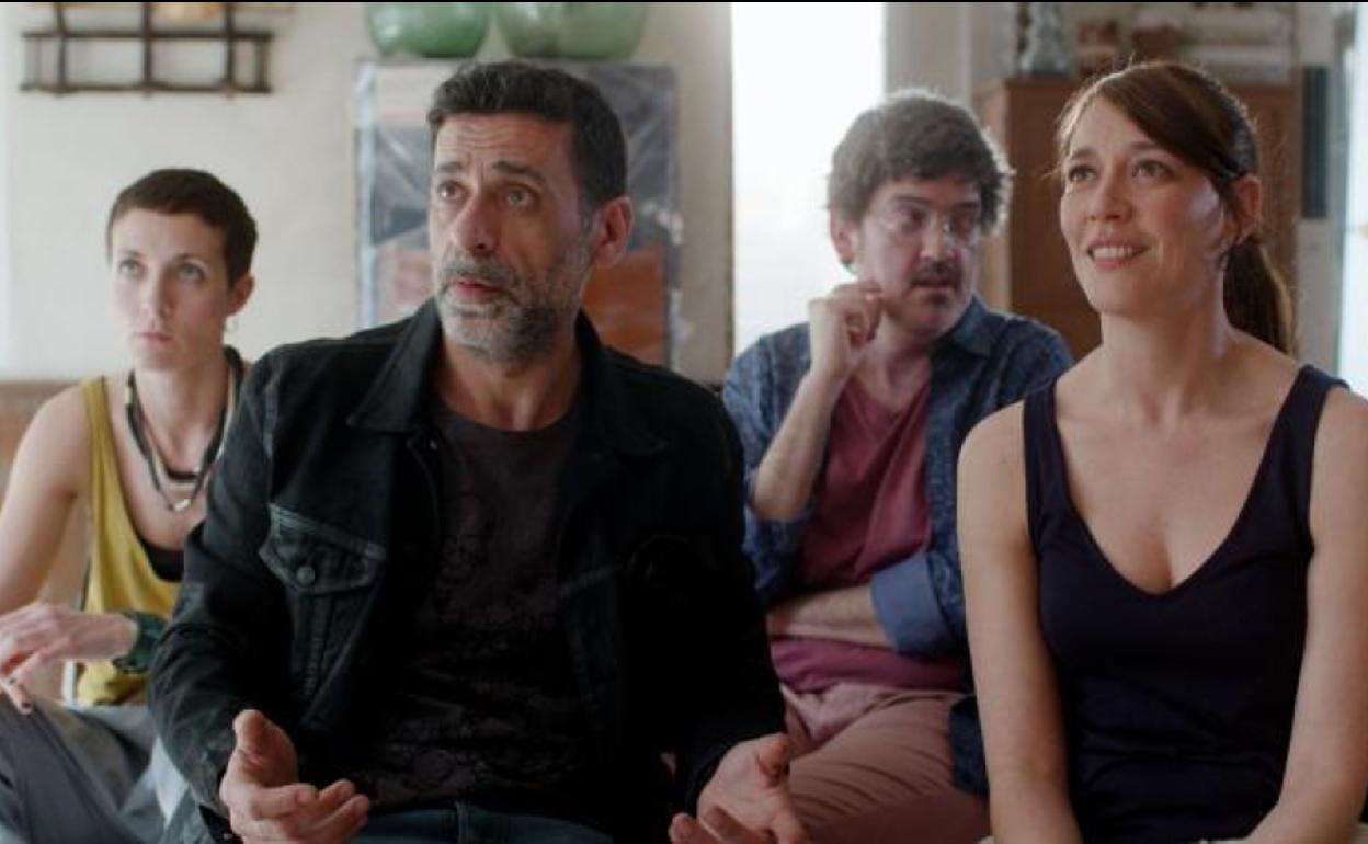 Los protagonistas de 'Asamblea' tratan de conseguir un acuerdo