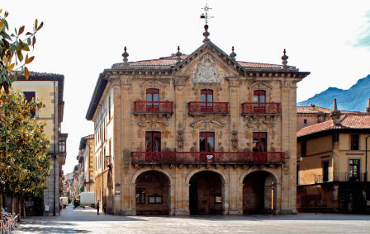 Los responsables de Cáritas han hecho un llamamiento a la solidaridad con el objetivo de hacer frente a la crisis sanitaria. 